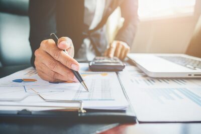 Cómo gestionar alta en autónomos si eres pensionista activo: Guía completa