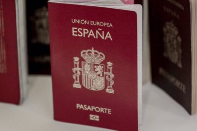 Nacionalidad por opción para hijos de españoles nacidos en exterior: Requisitos y trámites