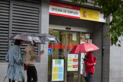 Requisitos de antigüedad para capitalizar tu prestación SEPE | Guía Completa